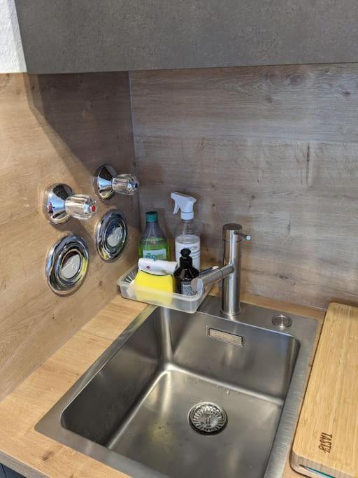 Apartment In ลุดวิกสบูร์ก ภายนอก รูปภาพ