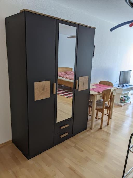 Apartment In ลุดวิกสบูร์ก ภายนอก รูปภาพ
